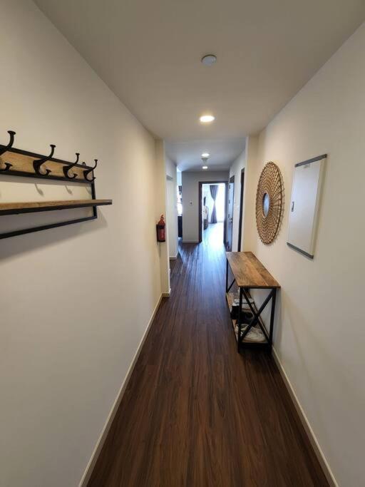 アブダビCozy 1Br In Iconic Towerアパートメント エクステリア 写真